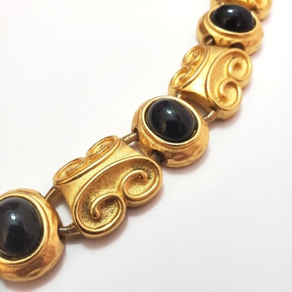 Vintage Oscar de la Renta - Gold Tone Statement Necklace with Black Cabochons - Picture 2 of 11